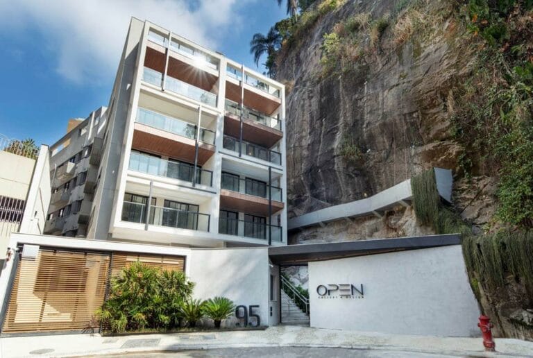Open Gallery Laranjeiras