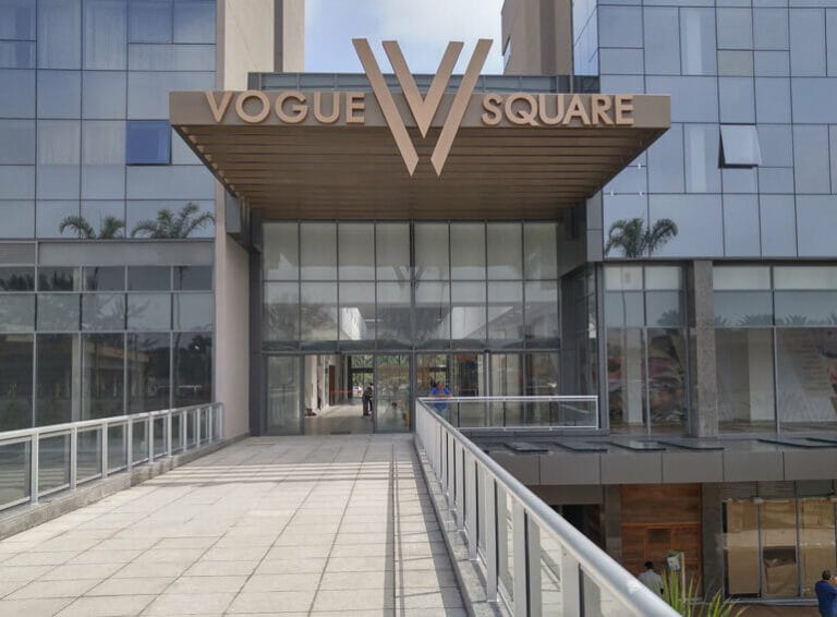 Vogue Square Life Experience
