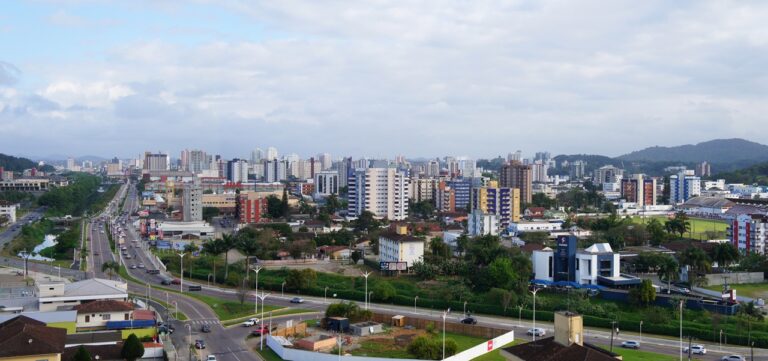Joinville Registra Crescimento Imobiliário de 50,7% em 2025
