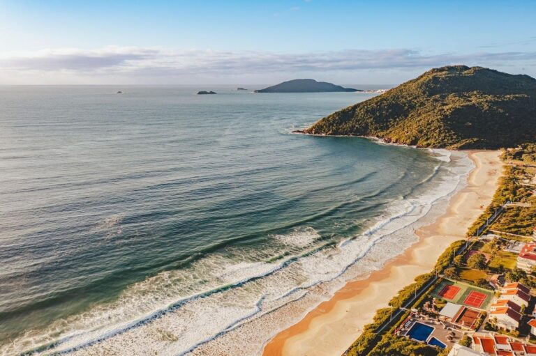 Transformação da Praia Brava em Bairro Planejado em Florianópolis