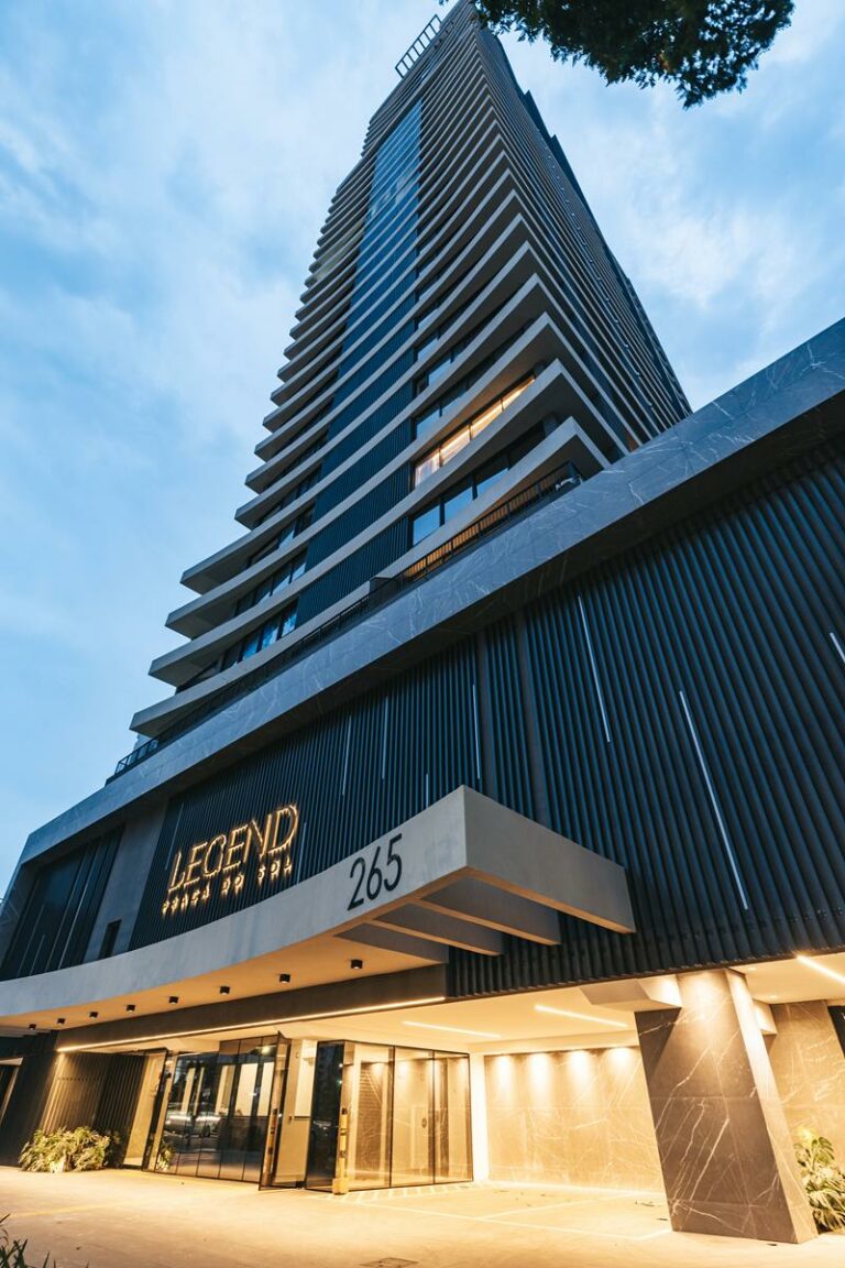 Legend Praça do Sol