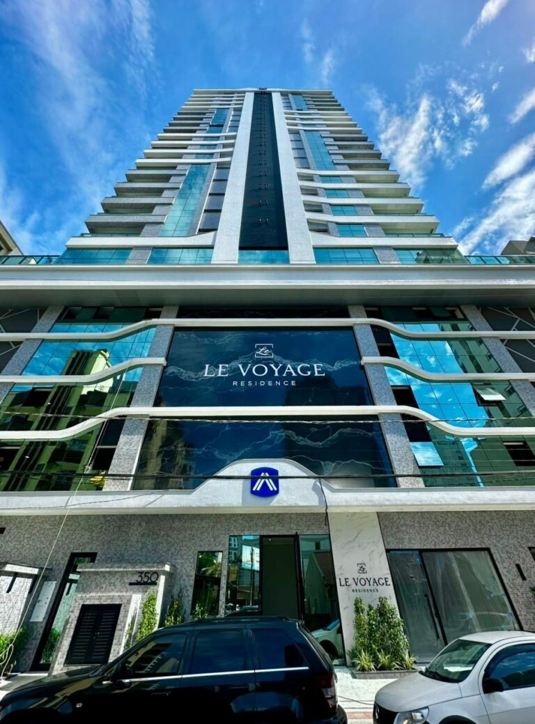 Le Voyage Residence Itapema