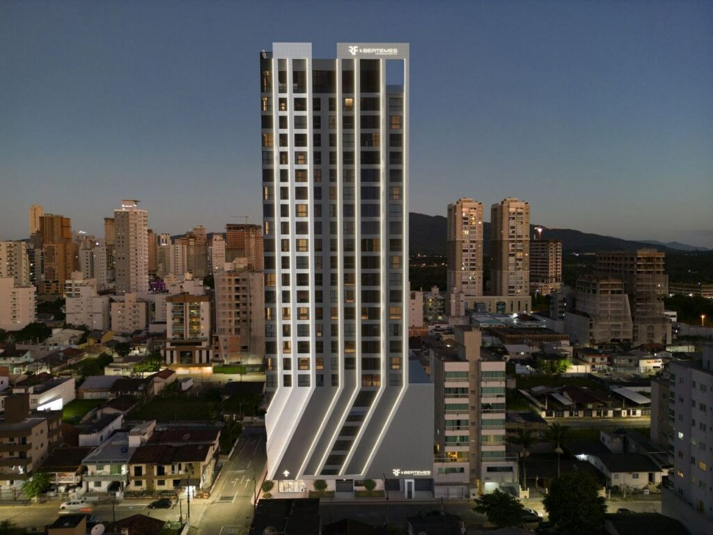 Loyal Tower Flats Itapema